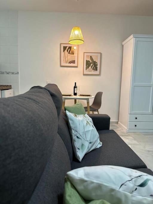 Precioso Estudio Junto Al Mar, Apartamentos Don Diego En La Carihuela Torremolinos Kültér fotó