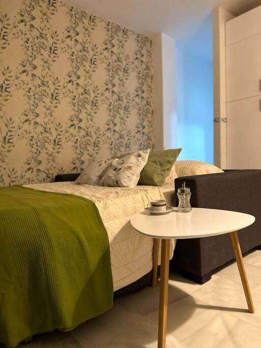 Precioso Estudio Junto Al Mar, Apartamentos Don Diego En La Carihuela Torremolinos Kültér fotó