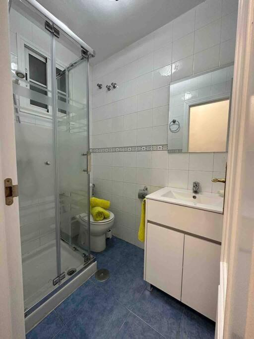 Precioso Estudio Junto Al Mar, Apartamentos Don Diego En La Carihuela Torremolinos Kültér fotó