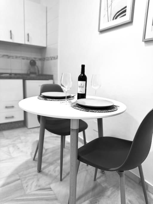 Precioso Estudio Junto Al Mar, Apartamentos Don Diego En La Carihuela Torremolinos Kültér fotó